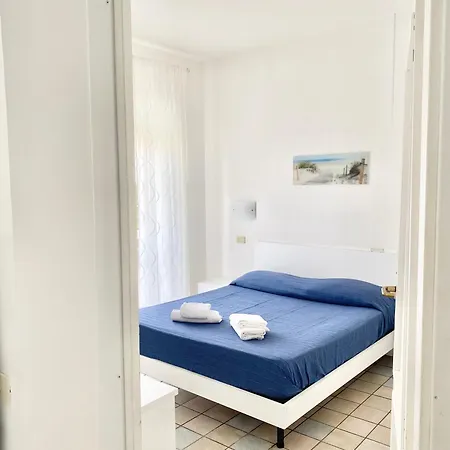 Hotel Il Viaggiatore Serapo Gaeta Esterno foto